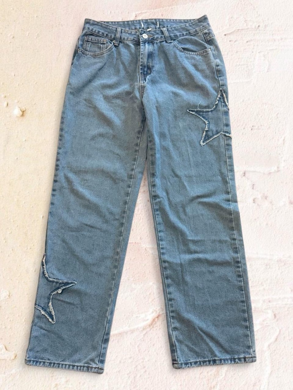 Light Wash Star Patch Straight Leg Jeans